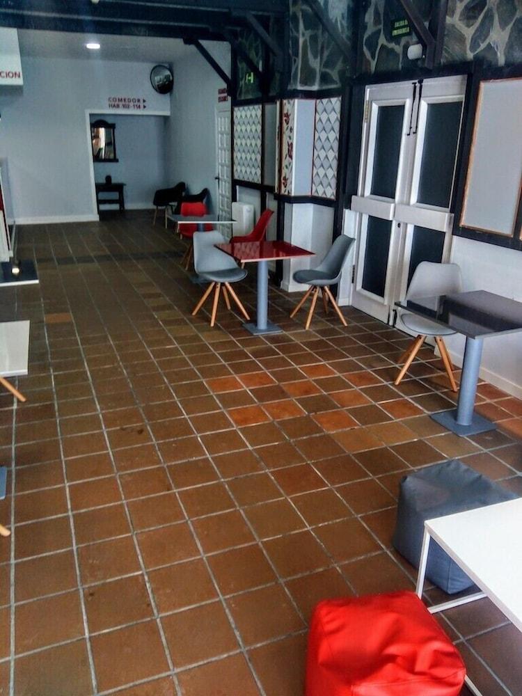 Hotel Montesol Arttyco Сиера Невада Екстериор снимка
